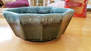 Vintage Hull Usa Pottery Green Drip Glaze Bowl Planter 447 6 1/2 " L 2 3/4 " H