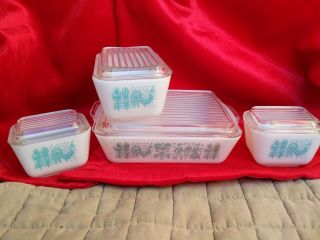 Pyrex Complete Set Of Butterprint Refrigerator Dishes And Lids