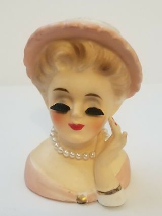 Vintage 1963 Inarco E - 1277 Miniature Lady Head Vase W/pearl Necklace.