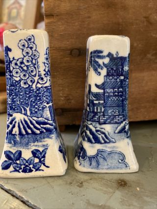 Vintage House Of Blue Willow Pattern Salt & Pepper Shakers - Made In Japan