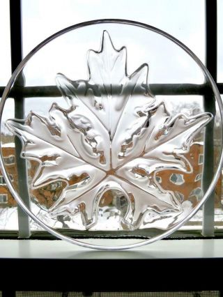 Vintage Lalique France Crystal Clear Frosted Maple Leaf Shallow Bowl Plate 9.  5 "
