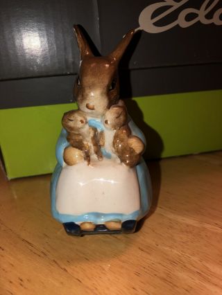 Vintage 1976 Beswick Beatrix Potter Mrs.  Rabbit And Bunnies Figurine,