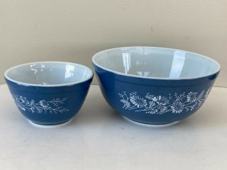 Vintage Pyrex Blue Colonial Mist Nesting Mixing Bowls 403 401 Set Of 2