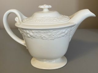Vintage 1944 Homer Laughlin Theme Tea Pot Eggshell With Lid