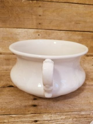 Homer Laughlin White Ironstone Chamber Pot with single handle vintage 3