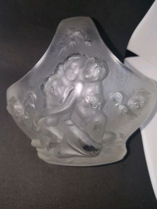 Lalique Style Frosted Crytal Basket With Workmanship And Clear Base