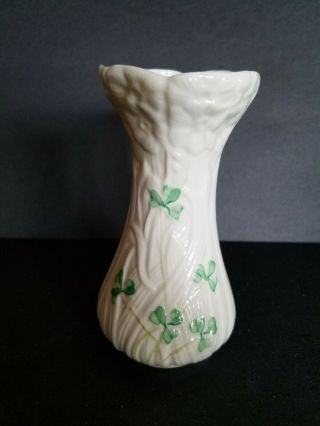 Vintage Belleek Small Porcelain Shamrock Daisy 4 ½” Bud Vase Ireland
