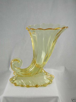 Heisey Warwick Sahara Horn Of Plenty Cornucopia 7 " Vase