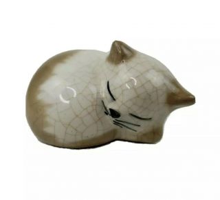 Szeiler Pottery England Hand Painted Porcelain Sleeping White Cat Kitten Beige