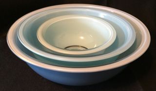 Vintage Pyrex Set Of 3 Moody Blues Clear Bottom Nesting Mixing Bowls 322 325 326