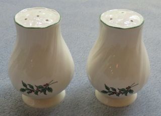 Nikko Happy Holidays Salt And Pepper Shakers