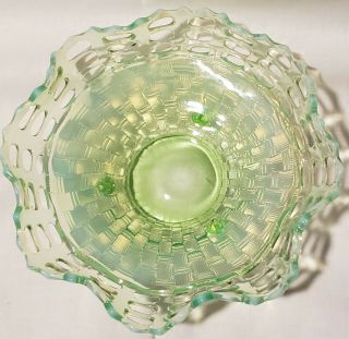 Early Vintage Fenton Vaseline Opalescent Glass Basketweave Bowl Open Edge Green