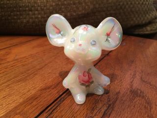 Vintage Fenton Hand Painted White Opalescent Mouse Signed By Artist Sallee