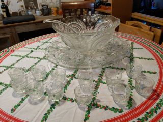 Vintage Le Smith Glass Slewed Horseshoe Punch Bowl Set With Matching Stand/cups