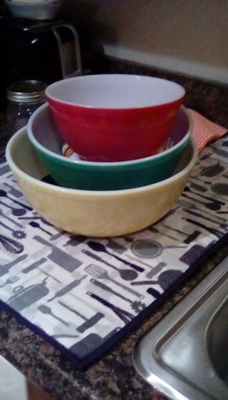 Set Of 3 Vintage Pyrex Nesting Mixing Bowls 402 403 404 Pyrex Primary Colors