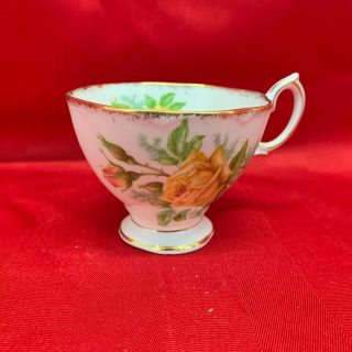Royal Albert Fine Bone China England Orphaned Tea Cup " Tea Rose " Yellow