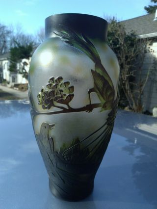 Galle Style Vase Art Nouveau Glass Cut Cameo Of Birds 8 " No Damage