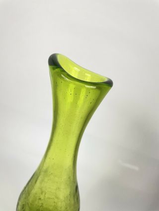Vintage Blenko Crackle Glass Emerald Green Vase,  10.  5” Center Piece 3