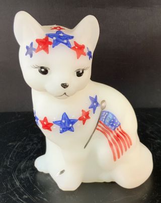 Fenton White Satin Glass Patriotic 4th Of July Day Cat Fig Hand Painted Signed