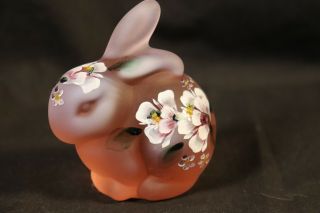 Vtg Fenton Art Glass Hand Painted Pink French Opalescent Bunny 5162 Jewel Sgnd.