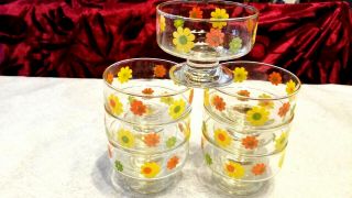 Vintage 7 Clear Pedestal Dessert Bowls Fun 60s 70s Daisies Sunflowers Pop Op Art