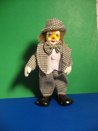 Small Vintage Porcelain Hand Painted 7  Clown In Checkered Suit