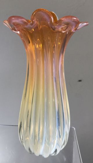 VINTAGE MURANO GLASS VASE PEACH OPALESCENT FLUTED RIM FRATELLI TOSO 3