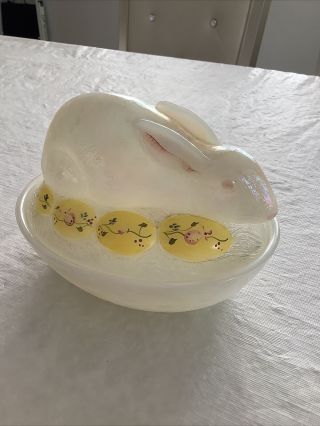 Fenton Hand Painted Iredescent Bunny On Nest Lidded Bowl
