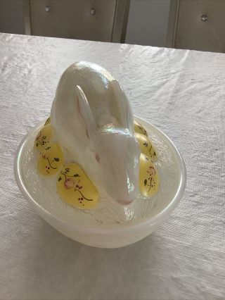 Fenton Hand Painted Iredescent Bunny On Nest Lidded Bowl 3