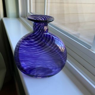 SIGNED STUDIO HAND BLOWN ART GLASS VASE – Purple Swirl 3