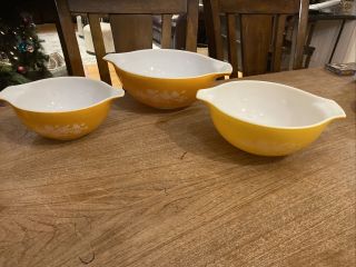 3 Vintage Pyrex Bowls,  442,  443 And 444 Autumn Harvest Wheat Pattern Orange Y