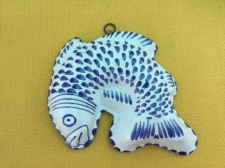 Rigattieri Hanging Vintage Blue White Ceramic Fish Mold 5”x5” Handmade Italy