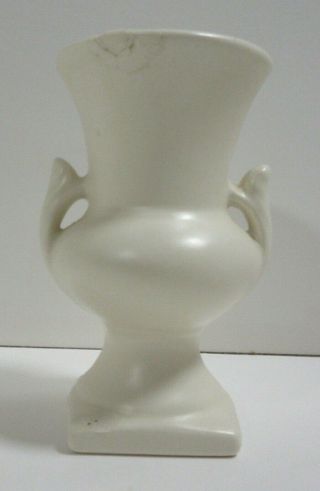 Vintage Haeger Pottery Footed Vase With Handles (size: 4.  5 " Tall) White