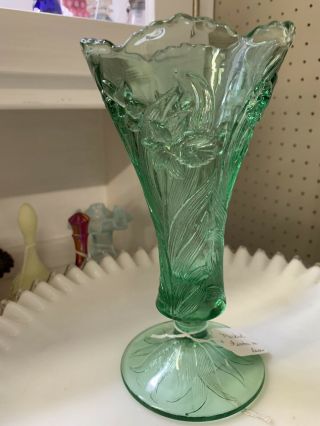 Fenton Daffodil Green Art Glass Ruffled Rim Vase