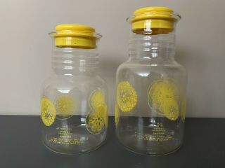 Vintage Pyrex 3515 & 3520 Lemonade Juice Carafe Pitcher Yellow 1.  5 & 2 Qt/l Euc