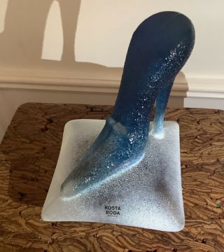 Kosta Boda Signed Kjell Engman Glass Sculpture High Heel Blue & White 7090626 3