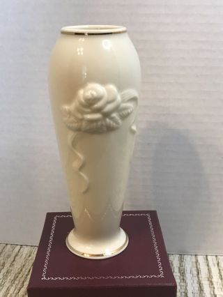 Lenox Ivory Embossed Rose Porcelain 24k Gold Trim Bud Vase 6 " H X