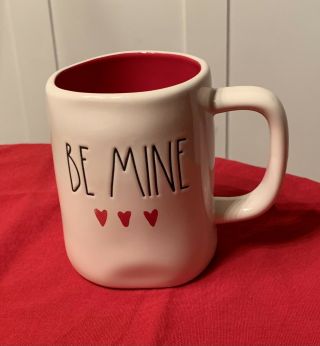 Rae Dunn Valentines Day Ll " Be Mine " With Hearts Red Inside