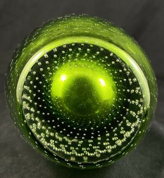 Vintage Green Controlled Bubble Murano Art Glass Specimen Bud Vase.  Retro