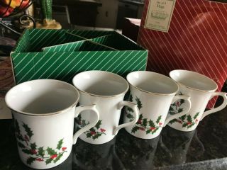 Christmas Holly White Mugs Set Of 4 Made In Japan For Rh Macy & Co 1984