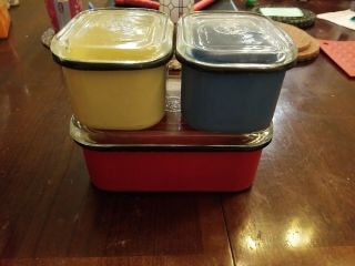 Vintage Beco Ware Enamel Refrigerator Dish With Glass Lid Set Of 3