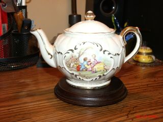 Vintage Sadler England Porcelain Mini Teapot Victorian Scene Very Pretty 2