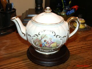 Vintage Sadler England Porcelain Mini Teapot Victorian Scene Very Pretty 3