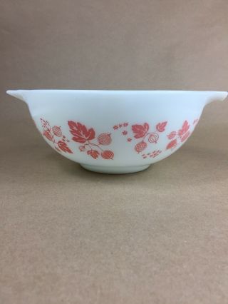Vintage 443 Pyrex White And Pink Gooseberry 2 1/2 Qt Nesting Bowl