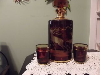 Bohemian Cut Amber Glass Decanter Etched Stag/forest Scene 2 Shot Glasses Gold