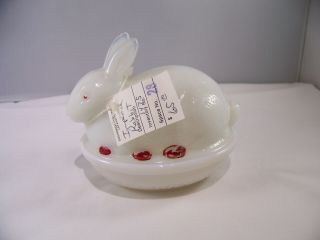 Marriage Milk/opalescence Glass Hand Paint Rabbit On A Nest Candy Dish