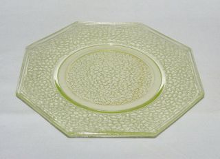 Set Of Six Perfect Vintage Vaseline Glass " Crackle " Octagon Salad Plates