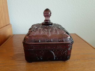 Vintage Indiana Tiara Purple Glass Covered Candy Dish W/bees And Beehives