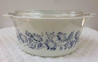 Pyrex 1.  5 L Colonial Mist White & Blue Floral Casserole Bowl & Lid 474 - B