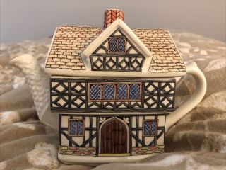 Sadler English Country Houses “tudor House” Made In England 4437 No Box Teapot